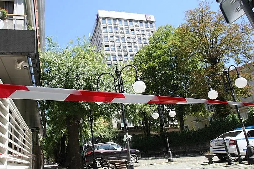 Авторите на бомбените заплахи целят хаос в държавата