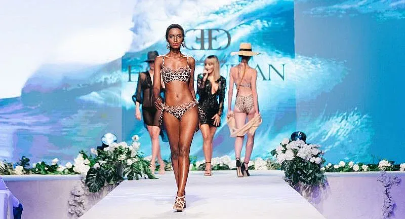 Висша мода и летен шик във втората вечер на Summer Fashion Weekend