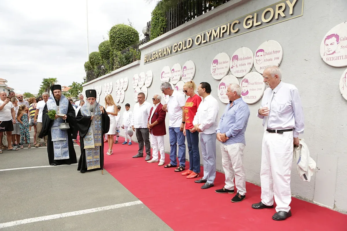 Откриха Алея на Олимпийската ни слава в Св. Влас