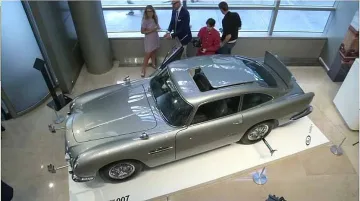 6,4 млн. долара за колата на Бонд