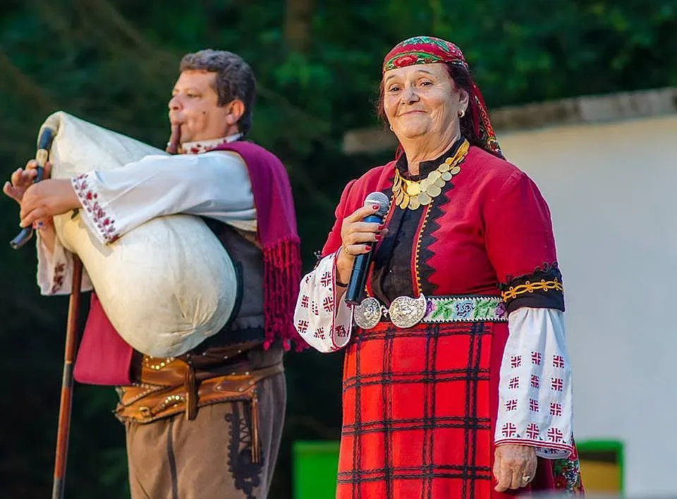 Валя Балканска поздравява кърджалийци на Голяма Богородица