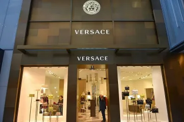 Givenchy и Versace с неприятности в Китай