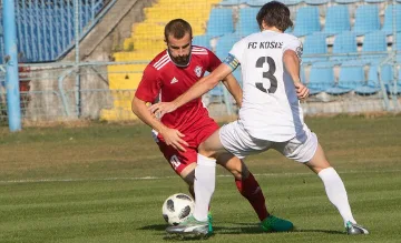 Келнер пристига в Левски
