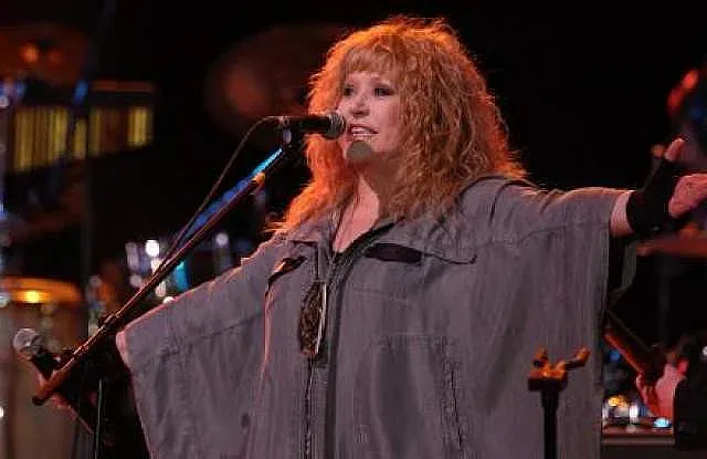 Фенове "погребаха" Алла Пугачова