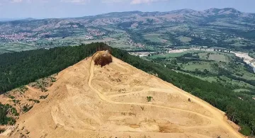 Борисов на откриването на рудник "Ада тепе"