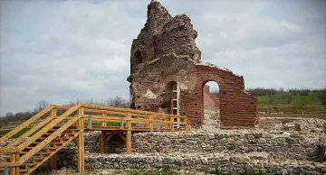 Пловдивският митрополит ще отслужи молебен в Перущица