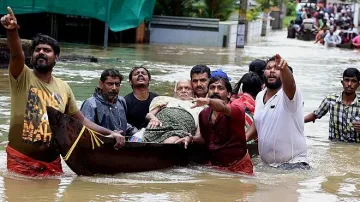 100  загинали при наводненията в Индия