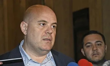 91-годишен варненец уби съсед с винкел и го зарови