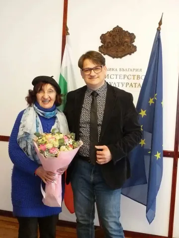 След "Като две капки вода"! Министър Бачев се срещна с Мими Николова