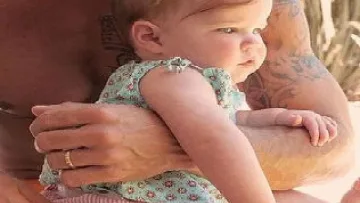 Първа снимка на Рики Мартин с дъщеря му