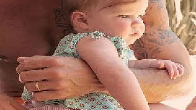 Първа снимка на Рики Мартин с дъщеря му