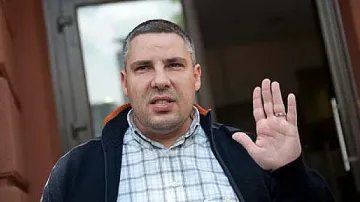 Проверяват Методи Лалов заради 400 бона