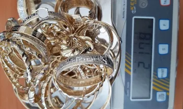 Чанта "изплю" 1,3 кг златни бижута на Кап Андреево