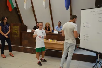 16 отбора спорят за "Купите на община Благоевград"