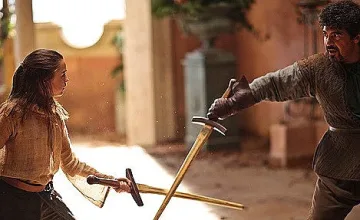 Учителят на Аря от "Игра на тронове" идва в София