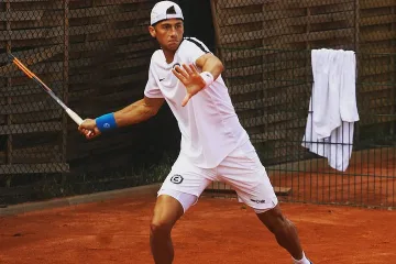 Донски триумфира с титла в Грузия