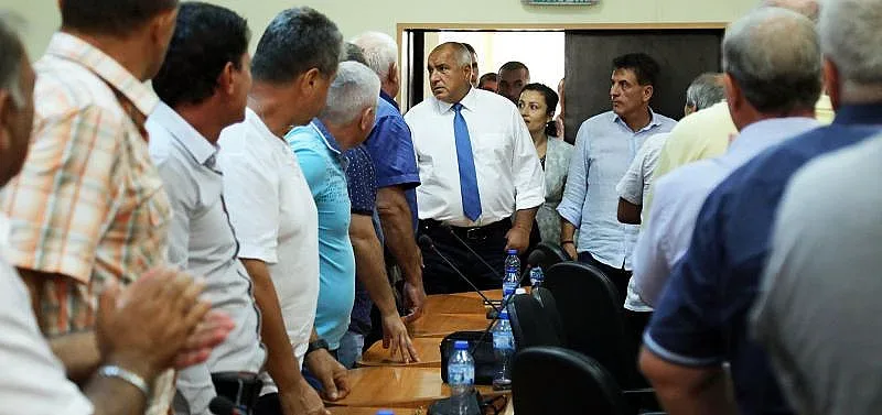 Борисов и Танева в Пазарджик заради протеста