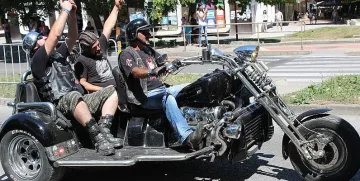 Чумата отмени рокерски събор