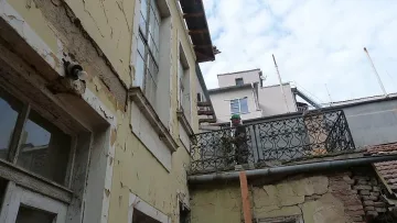 С 300 000 лв. възстановиха дома на Смирненски