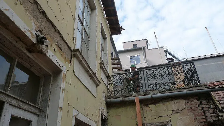 С 300 000 лв. възстановиха дома на Смирненски