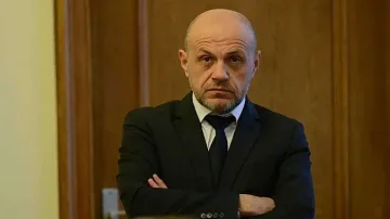 Затягат контрола на бързите кредити