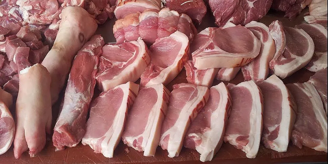 Прогнозират още поскъпване на свинското у нас