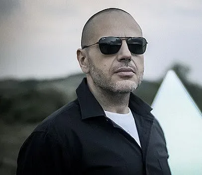 Философи технократи се завърнаха на електро сцената