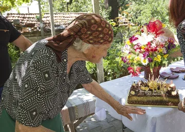 Честват столетница с ген в старозагорско село