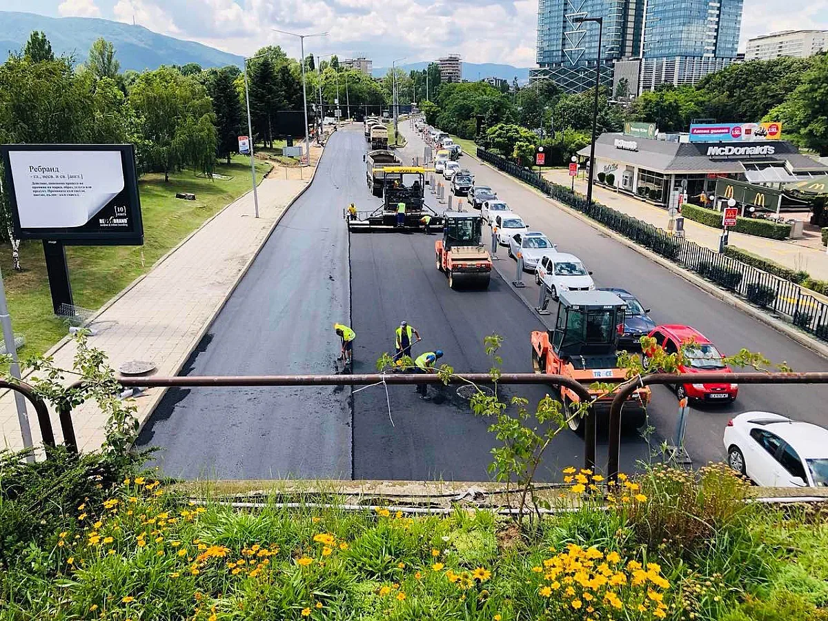 Пускат движението по южното платно на бул. България