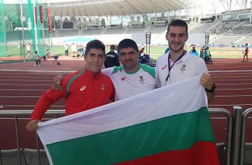 Андреев на финал в хвърлянето на чук