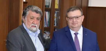 Рашидов и Цацаров борят трафика на антики