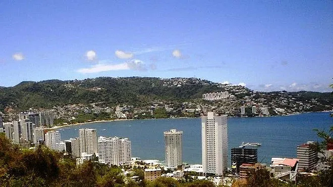 6 жертви при нападение над бар в Акапулко