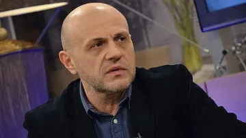 Дончев: Кибератаката  е, за да клатят държавата