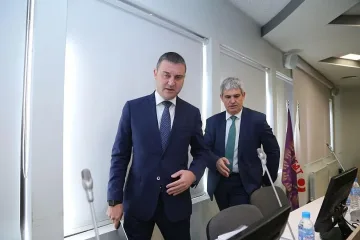 Кръгла маса на КНСБ за данъчната система