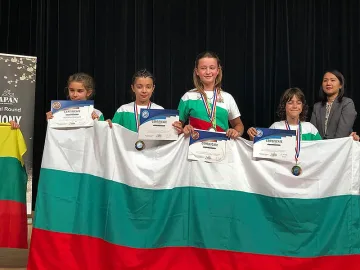 4 диаманта за България от Световното по математика