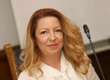 Вежди Рашидов прати Галина Георгиева в СЕМ