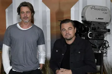 Пит все още носи татуировка за Джоли