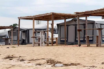 Крадат цели каравани от къмпинг по морето