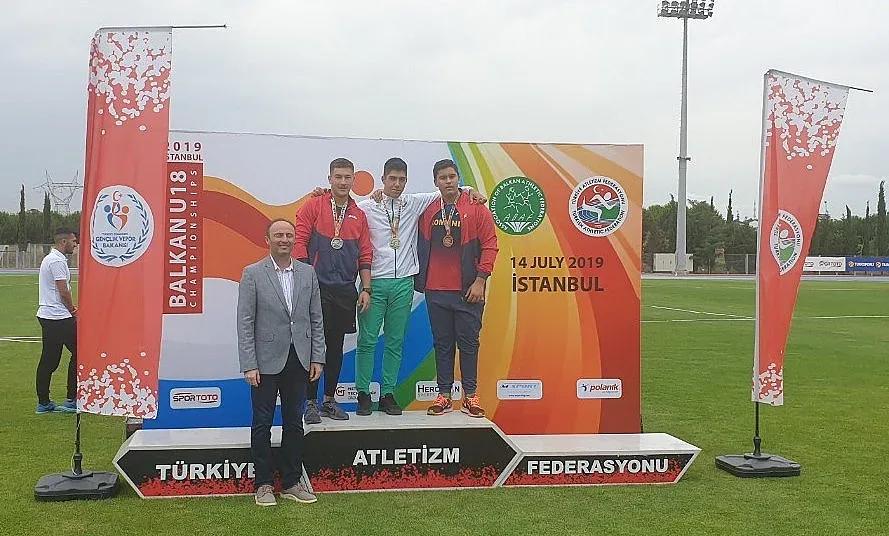 Балканска титла за Валентин Андреев