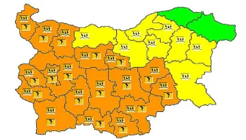 Оранжев код за тежки валежи в 18 области
