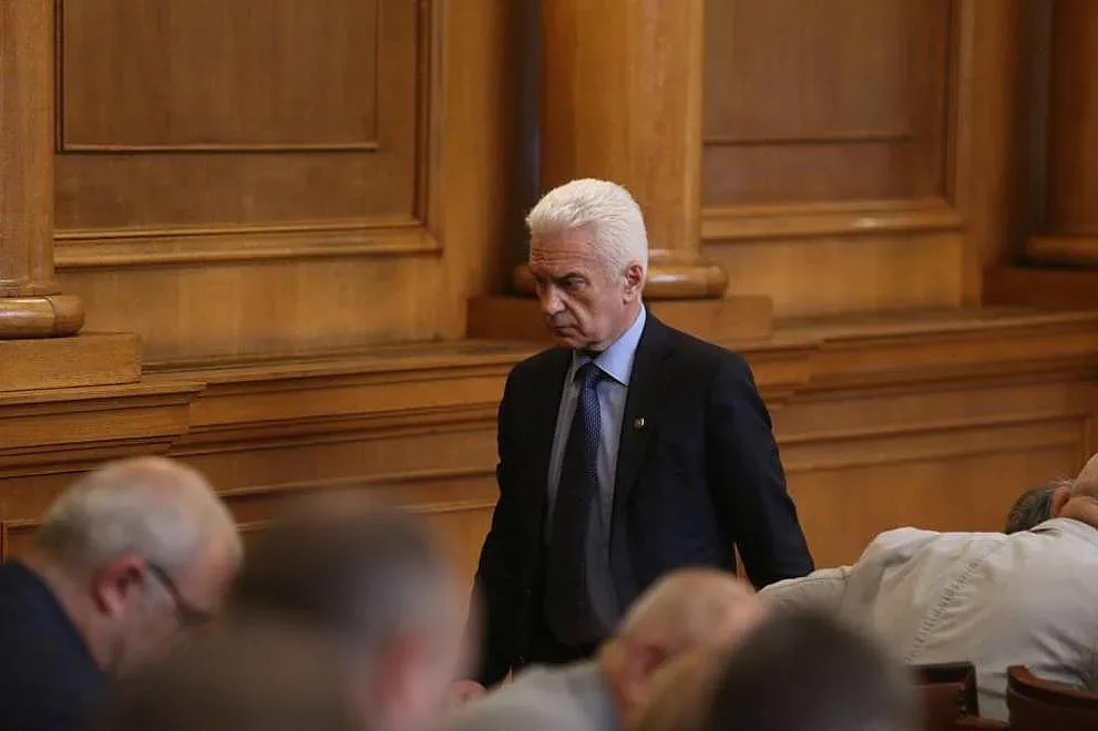 Сидеров: ВМРО и НФСБ анулират коалицията
