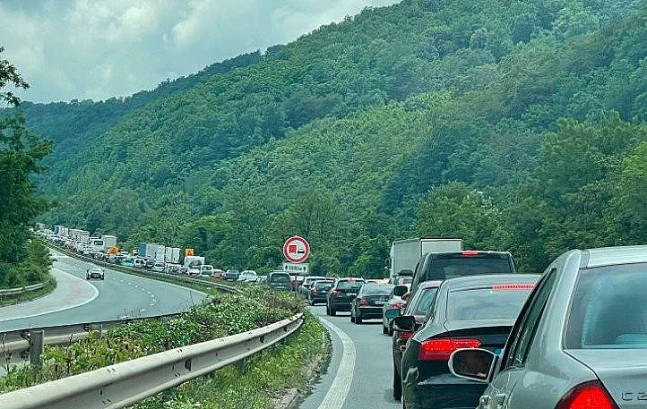 Катастрофа на АМ Хемус и тежка тапа