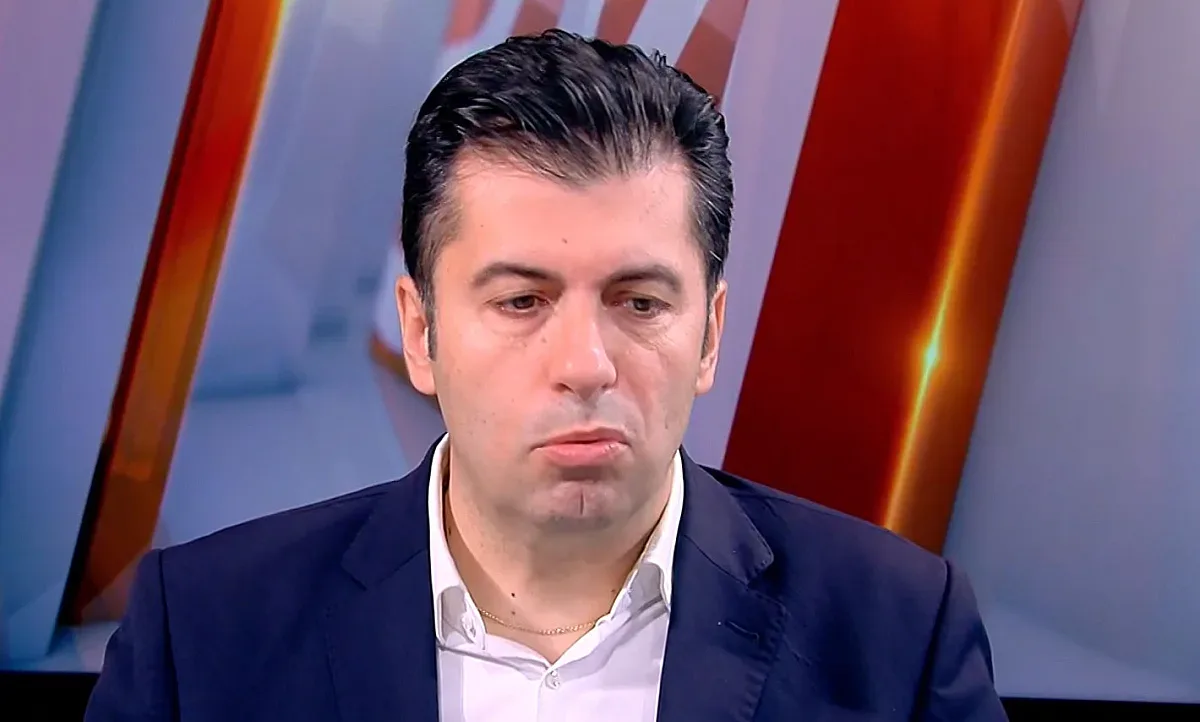 Киро пак се изложи! Спипаха го да ръси лъжи по златен ланец