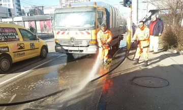 Съд: Столична община да мие улици два пъти месечно