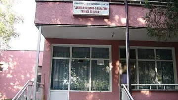 Търсят истинските родители на осиновено дете, за да го спасят!