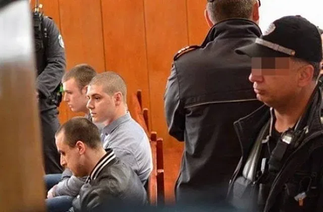 48 години затвор за гардовете от мола, пребили до смърт клошар