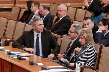 ДПС се съмняват в решимостта на здравния министър