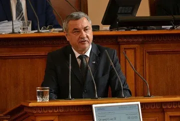 Партиите без дарения от офшорки