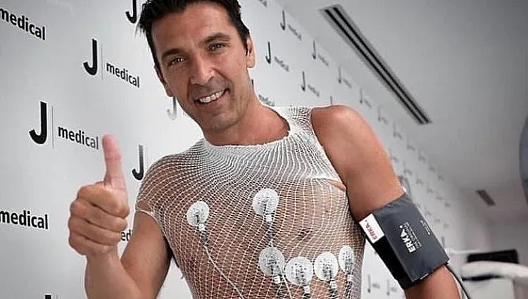 Буфон и Ювентус се разбраха