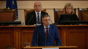 Карадайъ: Не залитайте към популизма